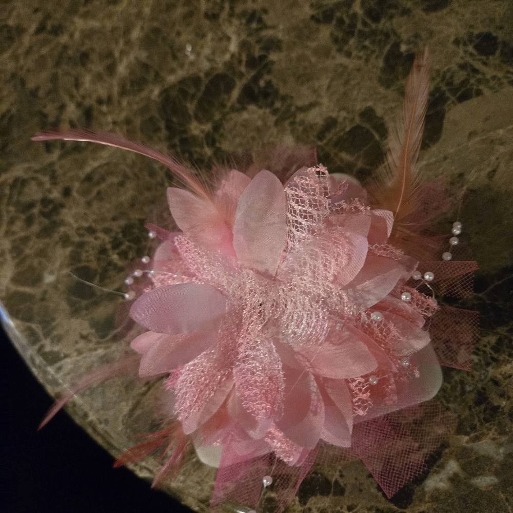 Handmade Hair Clip - Picture 7 of 7